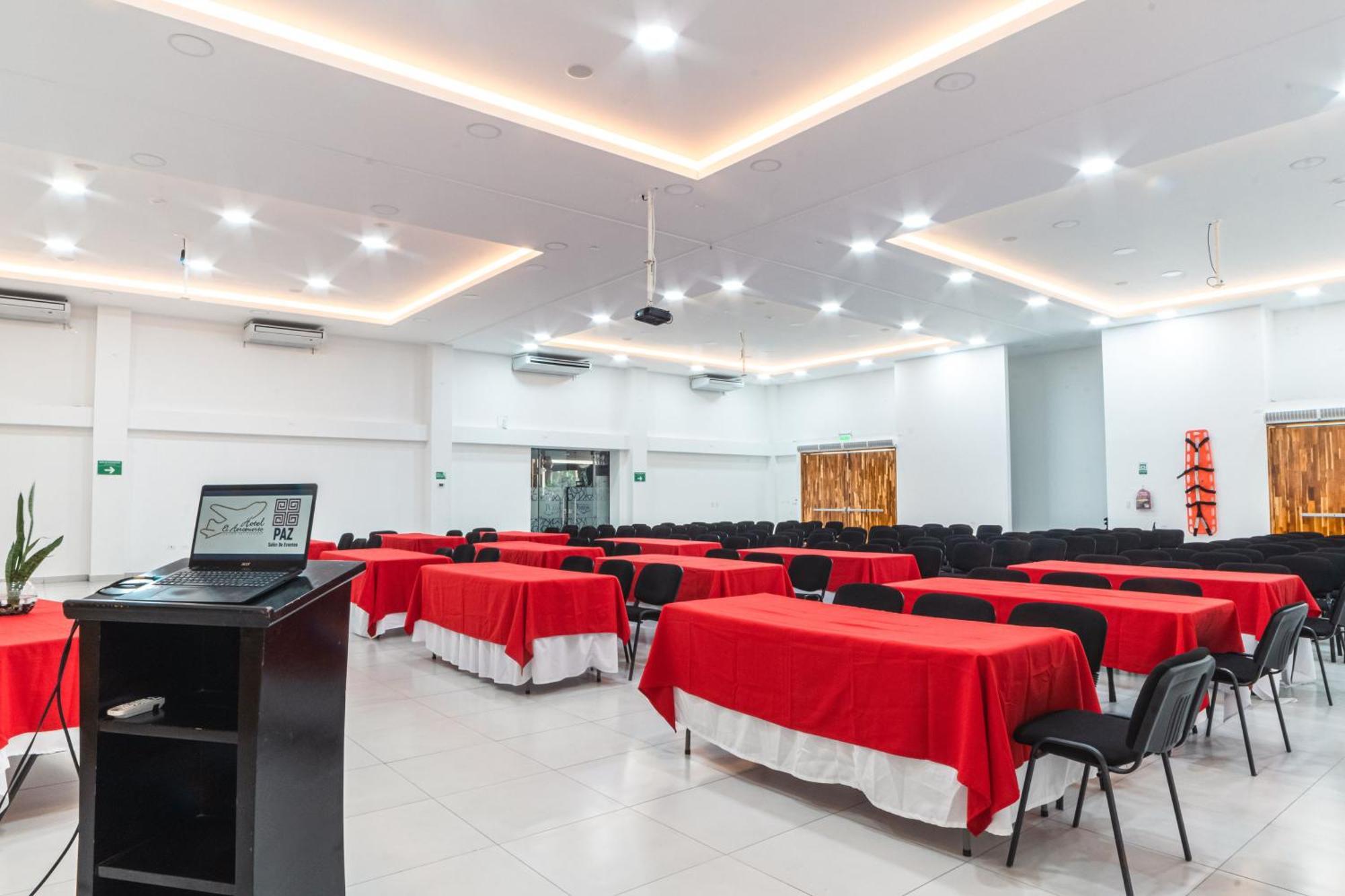 Hotel El Aeropuerto San José del Guaviare المظهر الخارجي الصورة