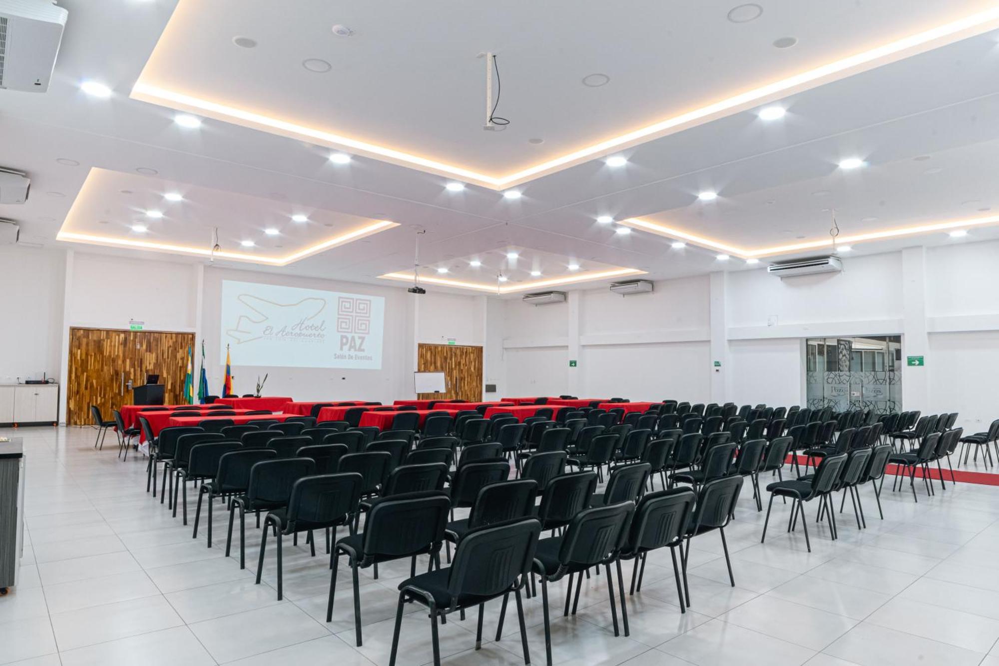 Hotel El Aeropuerto San José del Guaviare المظهر الخارجي الصورة